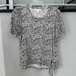 Michael kors black and white flower print waist tie shirt